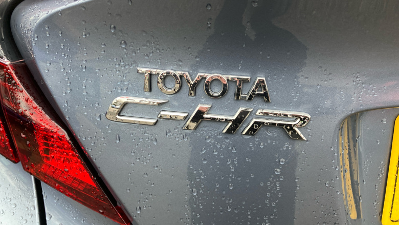 Toyota C-HR 2.0 Hybrid Design 5dr CVT Hybrid Hatchback